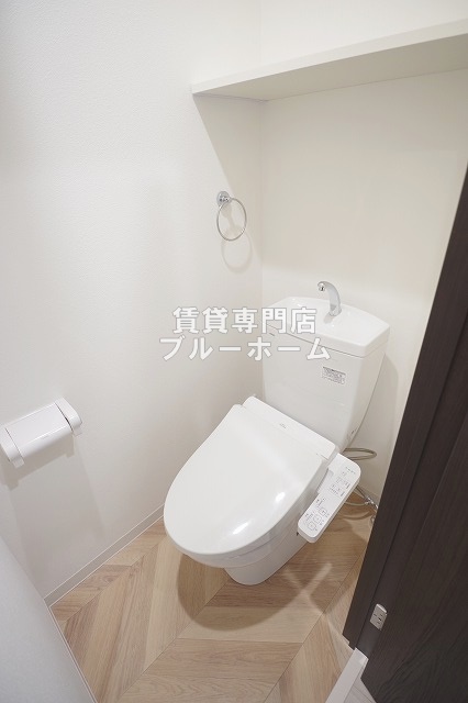 トイレ　温水洗浄便座付きのトイレです！
