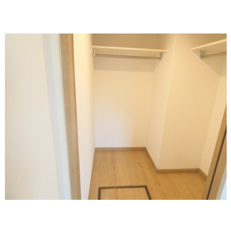 収納　うれしいウォークインクローゼット付き