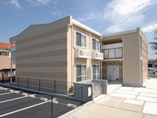 建物外観　☆２階建て！きれいな外観☆