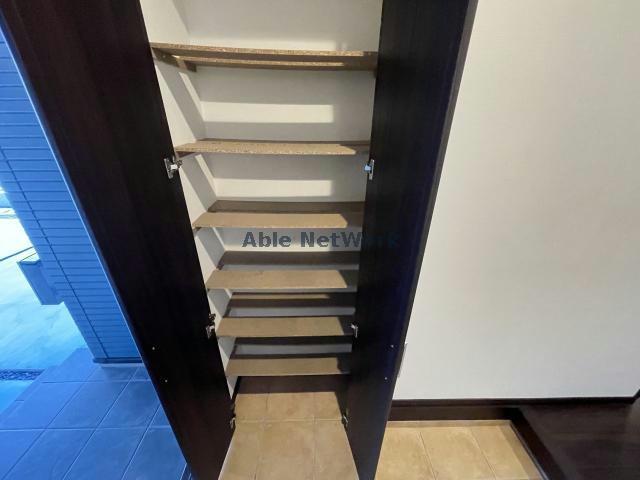 収納　玄関収納