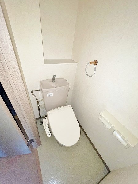 トイレ　★温水洗浄便座トイレ★