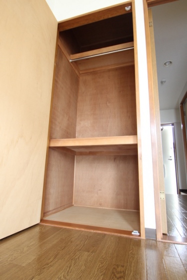 収納　※別号室の写真です