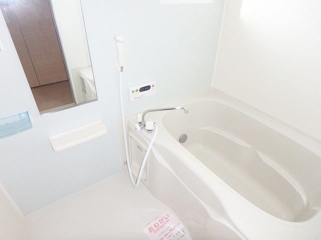 バス・シャワールーム　ゆったりバスルーム♪