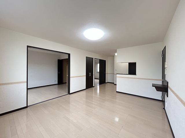 居室・リビング　リビング２