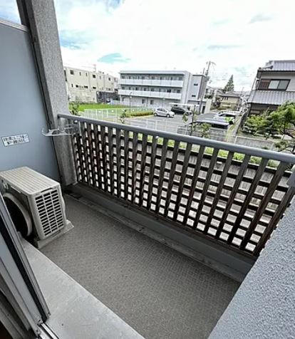 バルコニー　バルコニーがあります