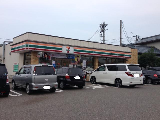 コンビニ　セブンイレブン新潟紫竹山店（コンビニ）まで383m