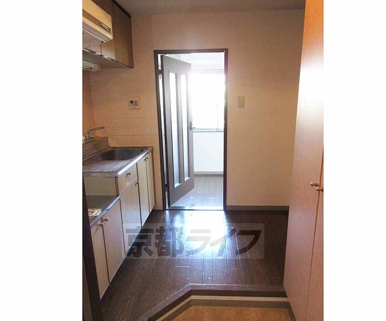 その他部屋・スペース　スペースの広い廊下です。