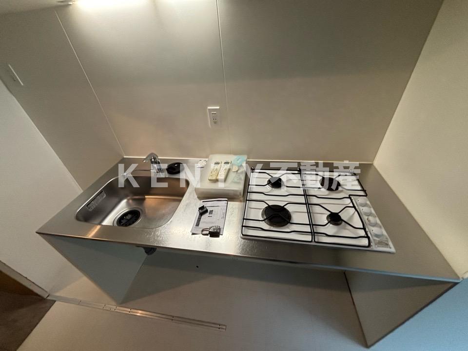 エントランス　落ち着いたエントランスです