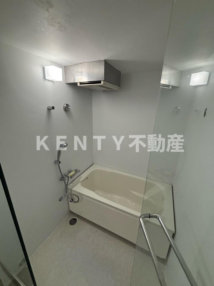 その他部屋・スペース　広くて明るい寝室