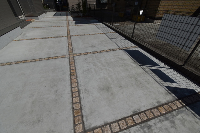 駐車場　駐車場