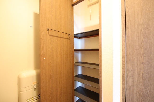 収納　※別室の参考写真の為、現況優先です。