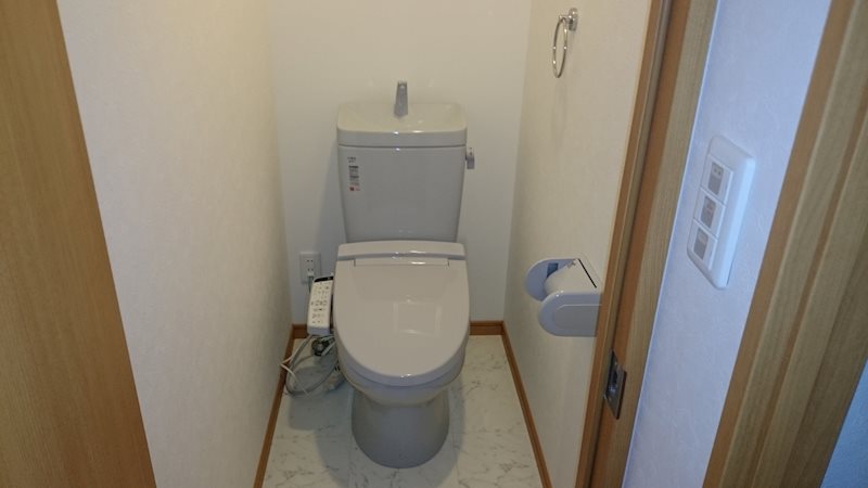 トイレ　同型タイプ