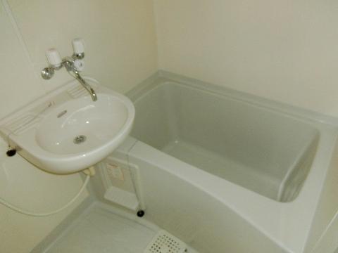 バス・シャワールーム　バス