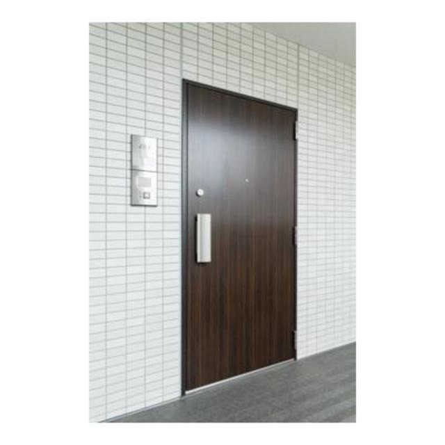 玄関　※写真は同タイプ住戸です。