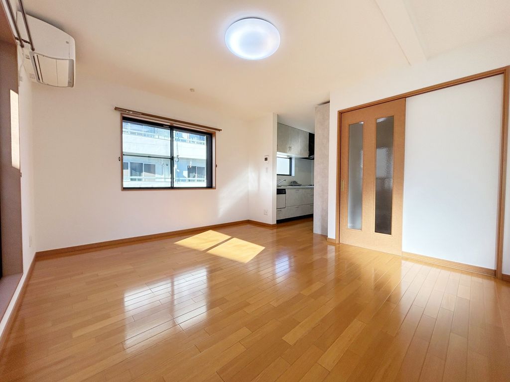 居室・リビング　リビング