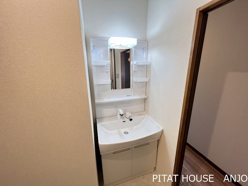 洗面設備　参考写真４０１