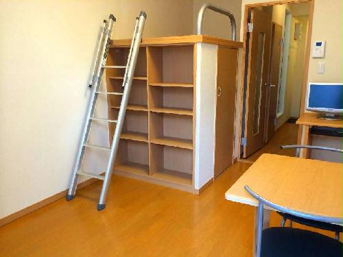 その他部屋・スペース　一階はフローリングです。