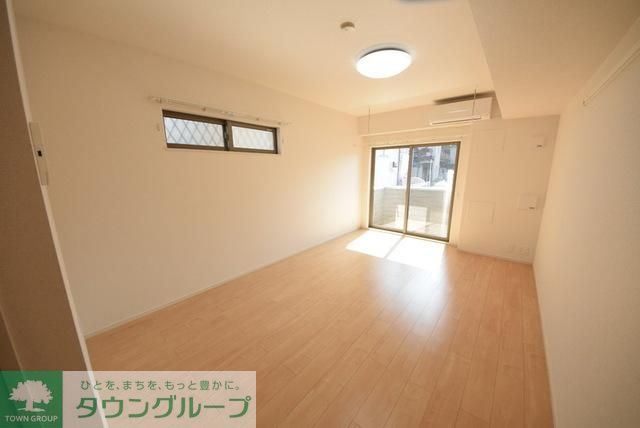 居室・リビング　お問合せはタウンハウジングまで！※現地待合わせ相談可能