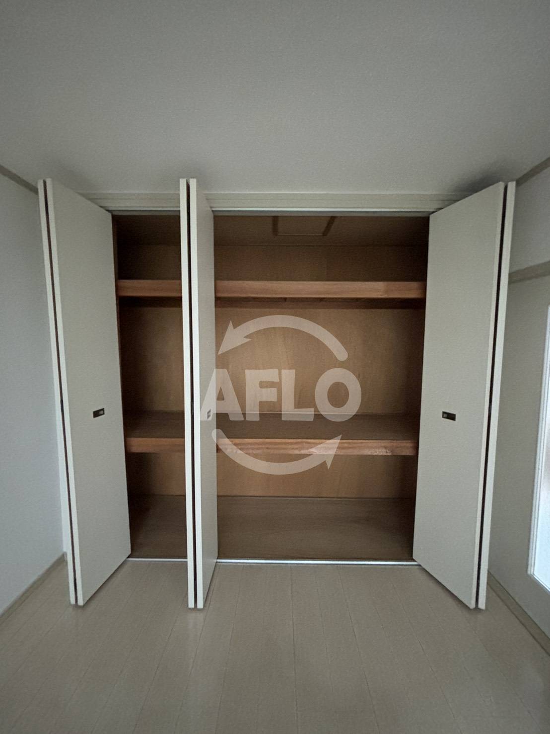 収納　コーポ岩橋　クローゼット