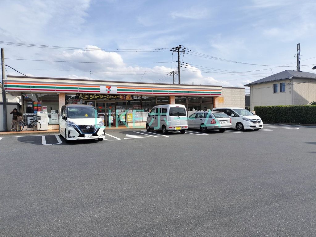 コンビニ　セブンイレブン（コンビニ）まで1960m