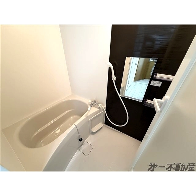 バス・シャワールーム　バスルーム