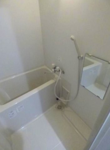 バス・シャワールーム　※別部屋参考写真