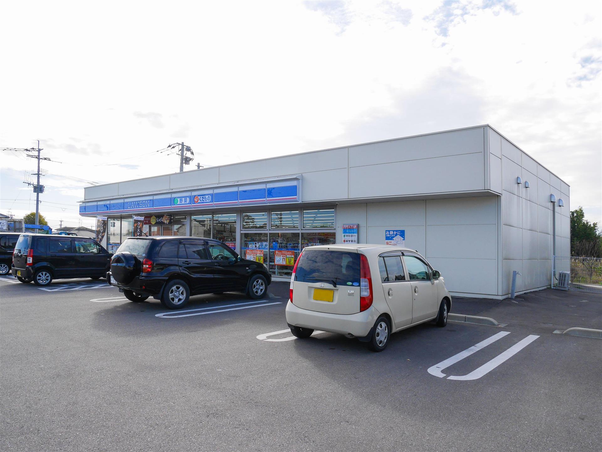 コンビニ　ローソン（コンビニ）まで600m