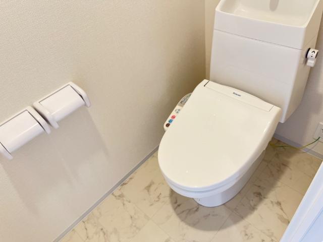 トイレ　シャワー付トイレ（イメージ）