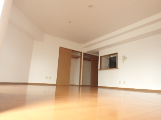 居室・リビング　☆明るい居室☆