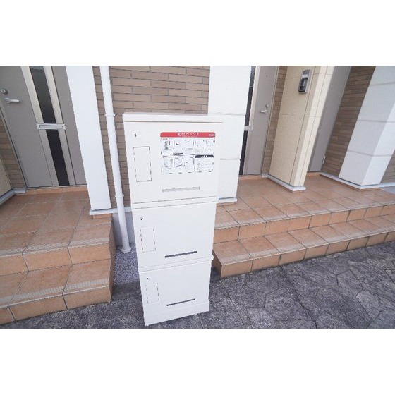 その他　宅配ボックスあり