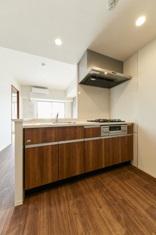 キッチン　※写真は同タイプ住戸です。