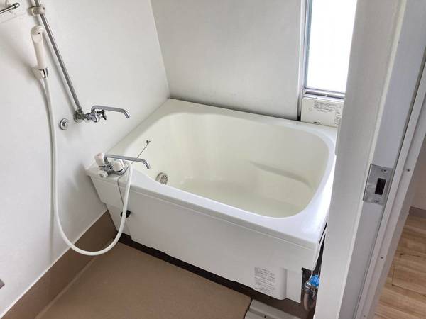 バス・シャワールーム　ビレッジハウスの同一物件・同一タイプの間取りの写真です