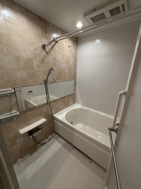 バス・シャワールーム