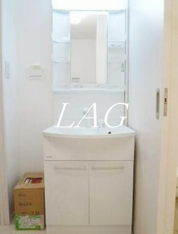 洗面設備　独立洗面台です。