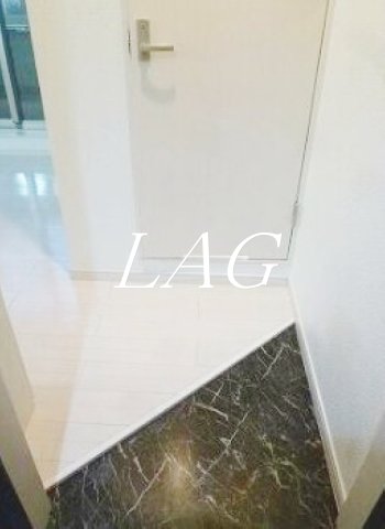 玄関　玄関です。