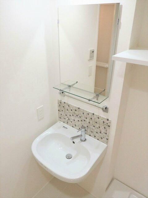 洗面設備　■独立洗面台