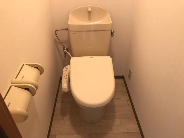 トイレ　トイレ