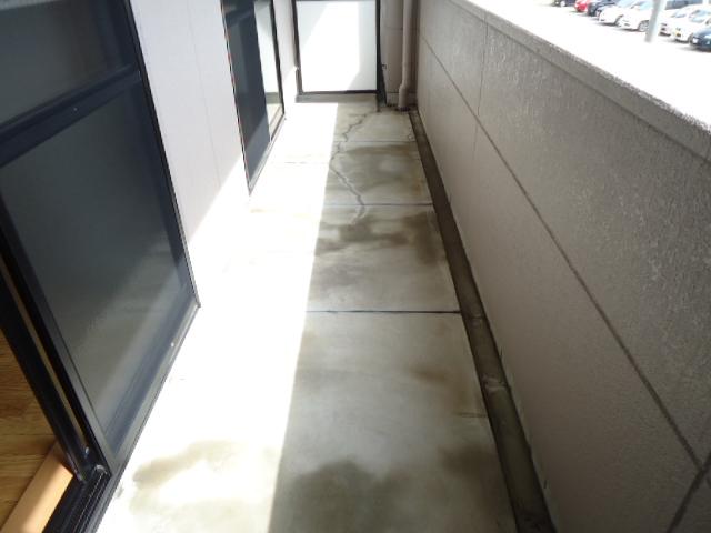 バルコニー　ベランダ