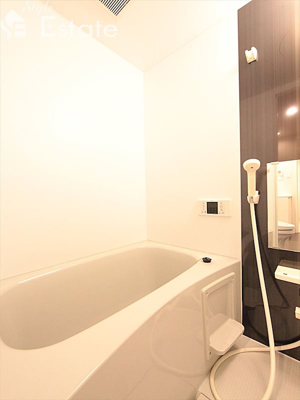 バス・シャワールーム　バスルーム