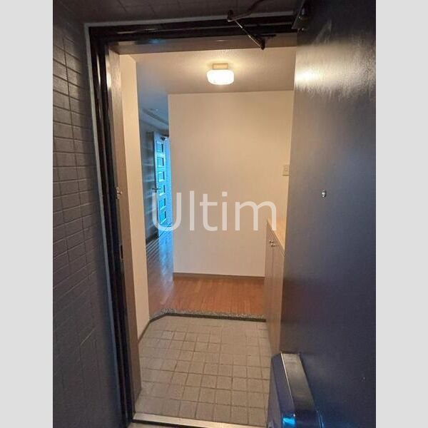 玄関　※他のお部屋です、ご参考までに