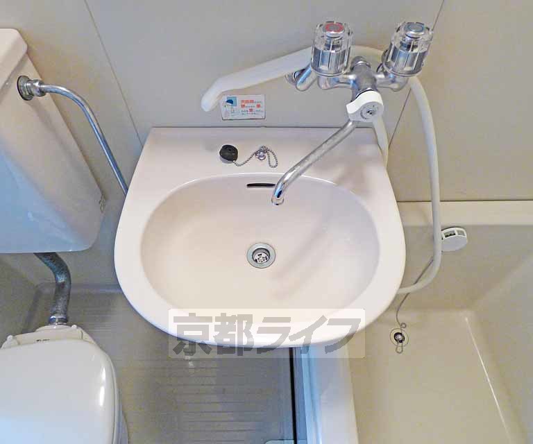 洗面設備　洗面台あります。