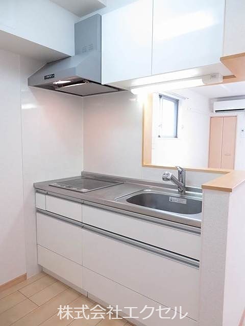 キッチン　ＩＨクッキングヒーターです。