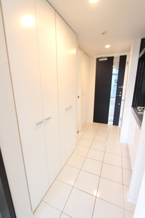 玄関　※参考写真