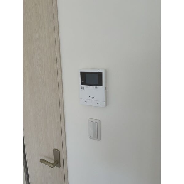 セキュリティ　防犯面に配慮したＴＶモニターホン付きです！