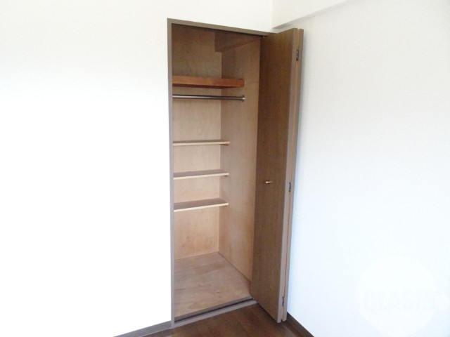 収納　洋室収納