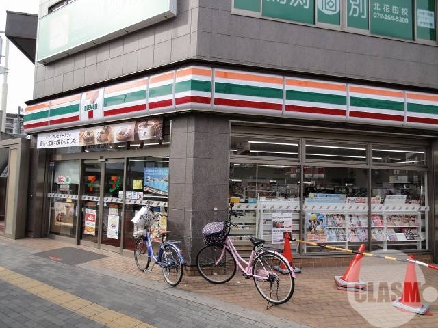 コンビニ　セブンイレブン堺北花田店（コンビニ）まで460m