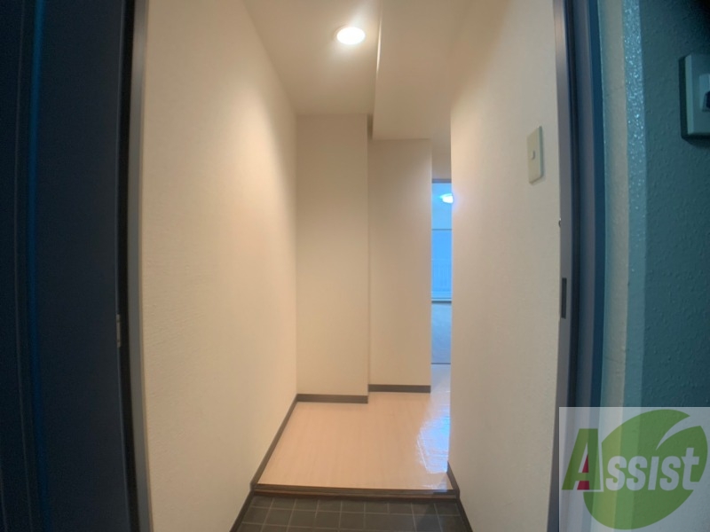 玄関　玄関の様子です。明るい印象ですね。気分もあがりそう。