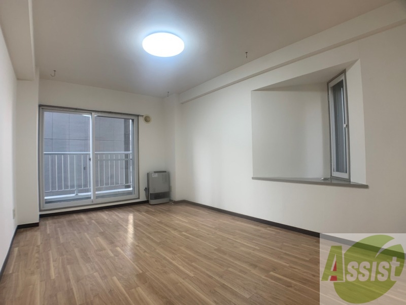 居室・リビング　広くてキレイなお部屋が広がっていて、充実した生活が送れそう。