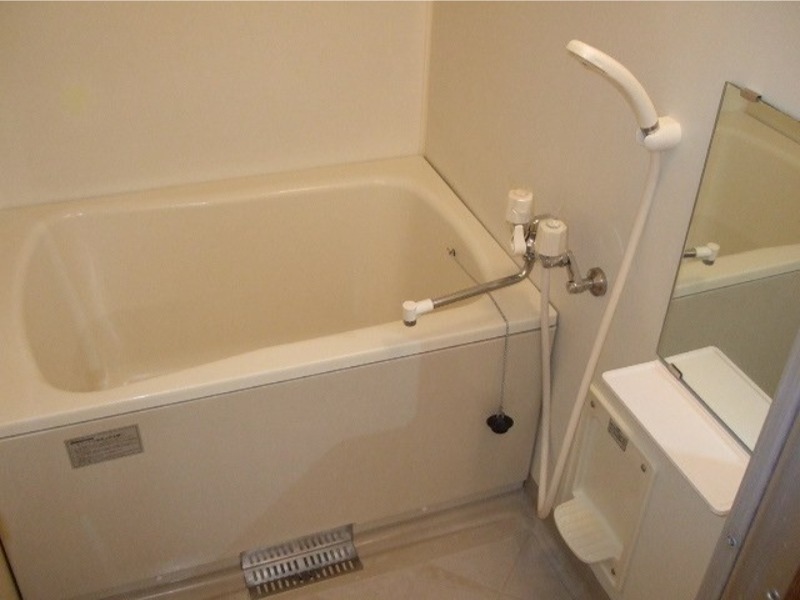 バス・シャワールーム　図面と現状に相違がある場合には現状を優先