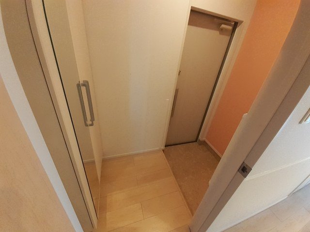 玄関　シンプルで使いやすい玄関です